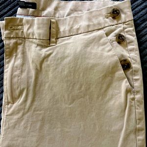 Tommy Hilfiger Kacki Capri - Size 14